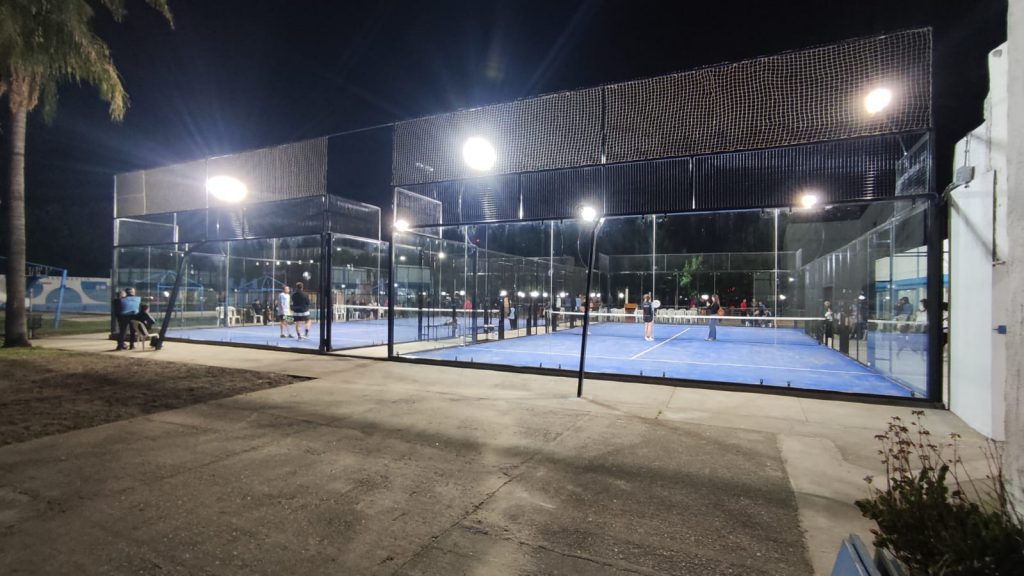 San Martín inauguró sus nuevas canchas de padel
