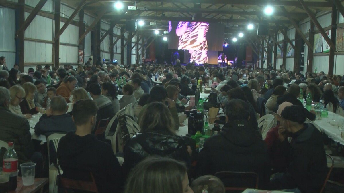 Fiesta de Comidas al Disco con un Bingo más grande: Premios millonarios en efectivo y más cartones a la venta